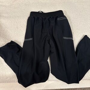 black under armor men’s pants size small